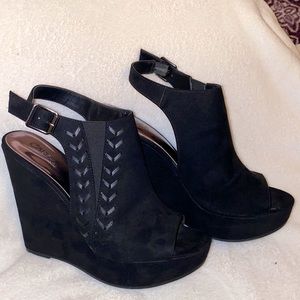 Fall Wedge boot -suede w/open toe and heel